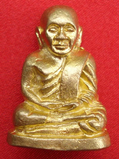 หลวงพ่อเงิน วัดบางคลาน รุ่นย้อนยุค ปี 15  เนื้อทองเหลือง ปี 2540
