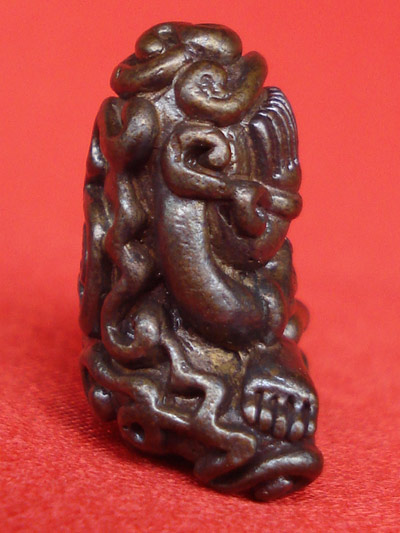 พระปิดตายันต์ยุ่ง หลวงพ่อคีย์ รุ่นมั่งมีเงินทอง  สวยมาก ปี 2549 พระเครื่องที่น่าบูชามากครับ 3