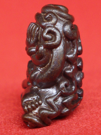 พระปิดตายันต์ยุ่ง หลวงพ่อคีย์ รุ่นมั่งมีเงินทอง  สวยมาก ปี 2549 พระเครื่องที่น่าบูชามากครับ 2