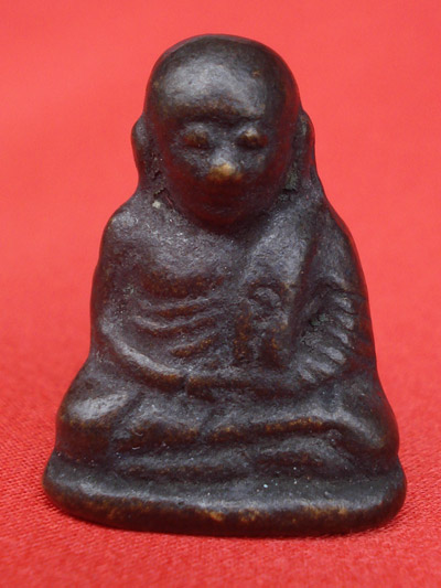 พระรูปหล่อ หลวงพ่อเงิน บางคลาน รุ่นฟ้าคำรณ พิมพ์นิยม  ปี 2534 สวยแชมป์ รุ่นนี้นิยมมากครับ