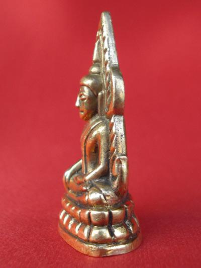 พระพุทธชินราช หล่อเท่ารุ่นอินโดจีน หลวงพ่ออุ้น วัดตาลกง เนื้อทองเหลือง  ปี 2549 สวยและหายาก 1