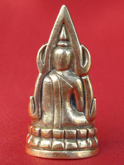 พระพุทธชินราช หล่อเท่ารุ่นอินโดจีน หลวงพ่ออุ้น วัดตาลกง เนื้อทองเหลือง  ปี 2549 สวยและหายาก 2