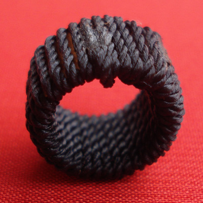 ตะกรุดพิศมร หลวงปู่เหรียญ วัดบางระโหง นนทบุรี จิ๋วแต่แจ๋ว เหนียวสุดๆ ชาวเมืองนนท์เขารู้กันดี