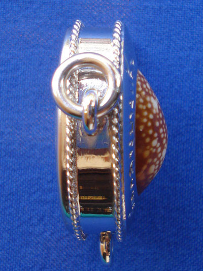 เบี้ยแก้หุ้มเงิน หลวงปู่เจือ วัดกลางบางแก้ว แบบ 3 ห่วง สุดสวย หายาก พร้อมหลวงปู่จารด้านหลัง 3