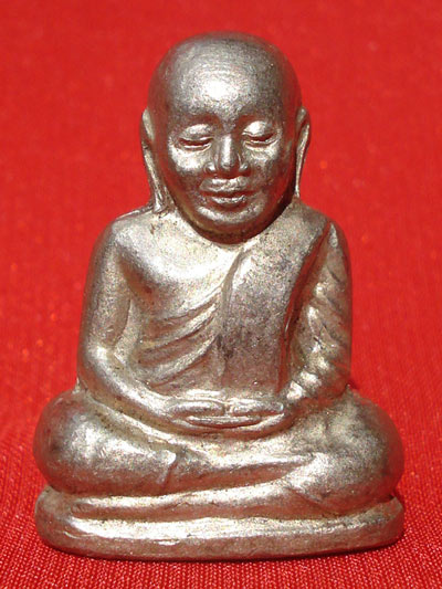 มือนับแบงค์มาแล้ว หลวงพ่อเงิน วัดบางคลาน รุ่นเงินมีมา เนื้ออัลปาก้า พิมพ์ปี 15 นับแบงค์ แทน 15 ได้