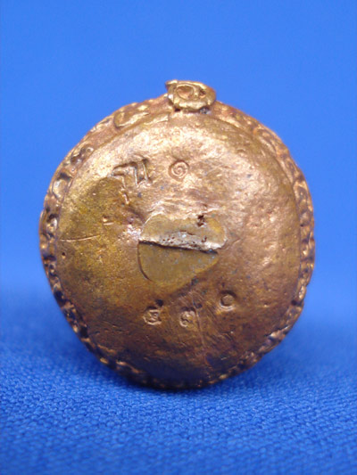 ลูกอมเสือ มหาอุด เสาร์๕ รุ่นสร้างบารมี หลวงพ่อสนั่น วัดกลางราชครูธาราม ปี 2553 สำหรับปีนี้ต้องบูชา 4