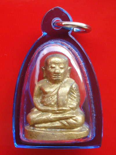 รูปหล่อหลวงพ่อเงิน บางคลาน รุ่นช้างคู่ พิมพ์ใหญ่ วัดท้ายน้ำ ปี 2526 พระเครื่องแกะพิมพ์จากรุ่นแรก