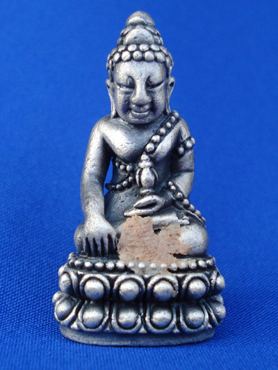 พระเครื่อง พระกริ่งเพชรสุรินทร์ เนื้อสัมฤทธิ์ชุบเงินโบราณ รุ่นแรก หลวงพ่อคีย์  วัดศรีลำยอง ปี 2549