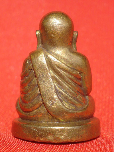 หลวงพ่อเงิน วัดบางคลาน พระเครื่อง เมืองพิจิตร กรมเสมียนตราจัดสร้าง พิธีใหญ่ ปี 2543 องค์นี้สวยมาก 1