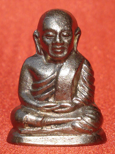 อัลปาก้าคอแอลมาแล้ว รูปหล่อหลวงพ่อเงิน บางคลาน รุ่นเสาร์๕ พิธีใหญ่มาก ปี 2553 มีประสบการณ์ 1