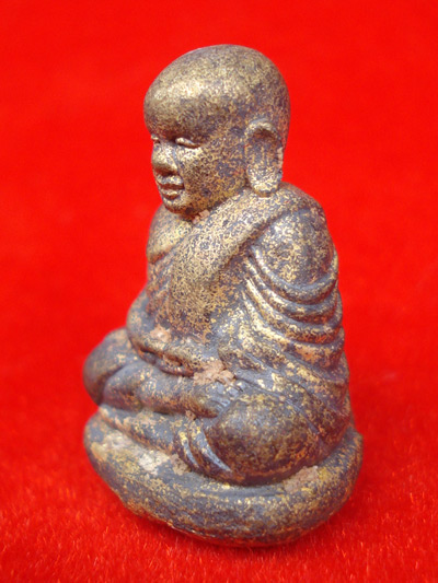 รูปหล่อพิมพ์เบ้าทุบหลวงพ่อเงิน บางคลาน กองทุน ๕๓ พิมพ์นิยม เนื้อสำริดเหลืองผิวไฟ สวยมาก 2