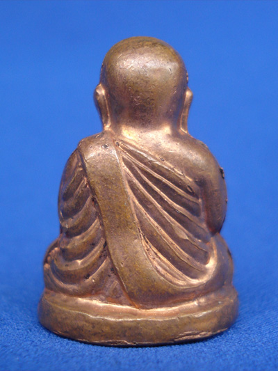 รูปเหมือนปั๊มหลวงพ่อเงินบางคลาน กองทุน ๕๓ พิมพ์หน้ายิ้ม เนื้อทองแดง ก้นอุดกริ่ง สวยมาก 1