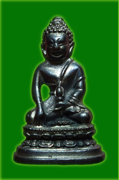 ของแท้ต้องแบบนี้ พระกริ่ง 72 พรรษา รัชกาลที่ 9 พระพุทธนวมมหาราชายุจฉับปริวัตนมงคล สวยแชมป์