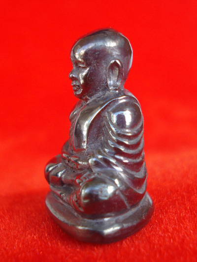 1 ใน 500 รูปหล่อหลวงพ่อเงิน บางคลาน กองทุน ๕๓ พิมพ์นิยมกรรมการ เนื้อเหล็กน้ำพี้ สวยหายากมาก 2