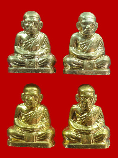 รูปเหมือนปั๊มหลวงพ่อเงิน บางคลาน พิมพ์ใหญ่หน้ายักษ์ วัดศรีมงคล พิจิตร ปี 2554 รวม 4 องค์ครบชุด