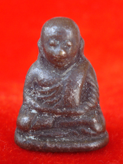 1 ใน 11 พิมพ์ที่หายากมากครับ หลวงพ่อเงิน บางคลาน รุ่นปืนแตก พิมพ์นิยม ปี 2528 สุดสวยสุดขลัง