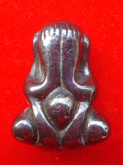 พระปิดตาหลวงปู่นาค วัดห้วยจระเข้ เนื้อเมฆพัด รุ่นขุมสมบัติ 111 ปี พิธีใหญ่สุด นิยมมาก คัดสวย จารชัด