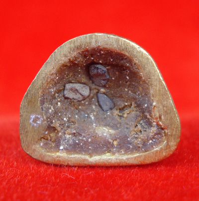 รูปหล่อหลวงพ่อทวด วัดห้วยมงคล รุ่นมหามงคล เนื้อสัมฤทธิ์ อุดชันโรงใต้ดิน พร้อมฝังแร่มหามงคล ปี 2553 2