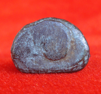 1 ใน 11 พิมพ์ที่หายากมากครับ หลวงพ่อเงิน บางคลาน รุ่นปืนแตก พิมพ์นิยมเศียรโต ปี 2528 ต้องรีบเก็บครับ 2