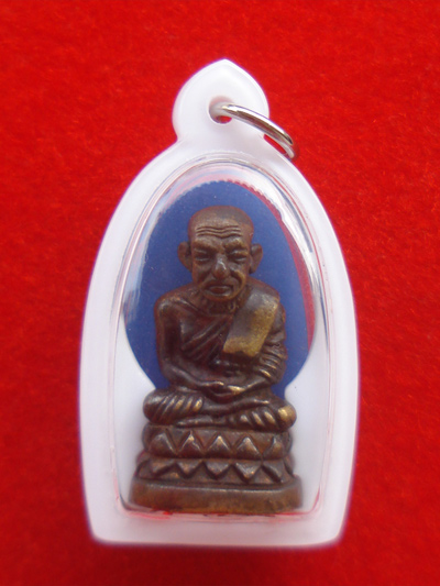 รูปหล่อหลวงพ่อทวด บัวรอบ รุ่นแรก เนื้อทองผสมผิวไฟ สมเด็จพระมหาวีรวงศ์ วัดสัมพันธวงศ์ ปี 2555