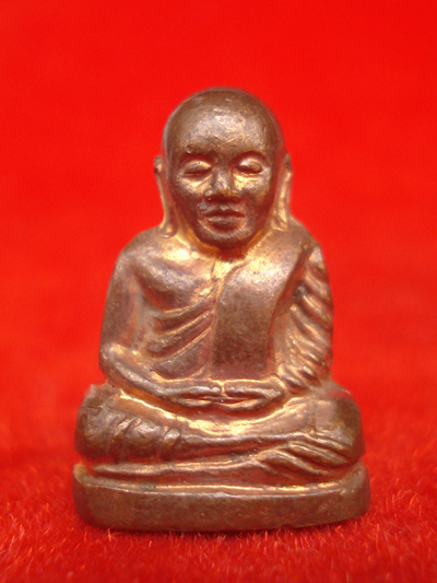 รูปหล่อปั๊มหลวงพ่อเงิน บางคลาน พิมพ์ 15 นับแบงก์ รุ่น 55 มหาบารมี 85 พรรษา เนื้อทองแดง ปี 55