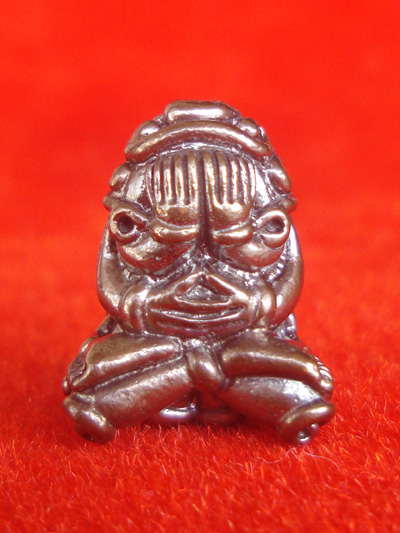 พระปิดตามหาอุตตโม ยันต์ยุ่ง หลวงพ่อคีย์ รุ่นมั่งมีเงินทอง  ปี 2549 พระเครื่องที่น่าบูชา สวยจริงๆครับ