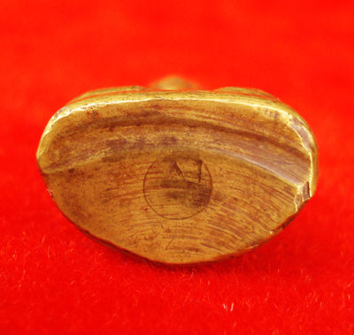 รูปเหมือนปั๊มหลวงพ่อเงิน บางคลาน ปี 15 พิมพ์มือนับแบงค์ เนื้อทองเหลือง สวยเข้มขลัง ไม่แพง 4