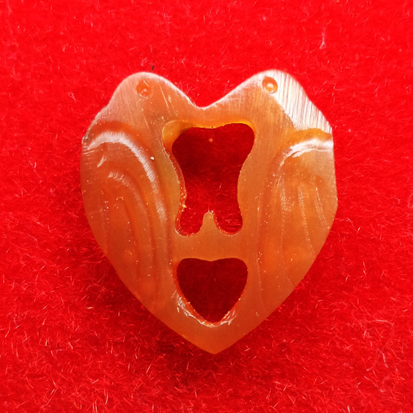 สาริกาแกะจากเขาควายเผือก สีน้ำผึ้ง หลวงพ่อสิน วัดละหารใหญ่ ทายาทหลวงปู่ทิม จารชัด สวยมากหายาก