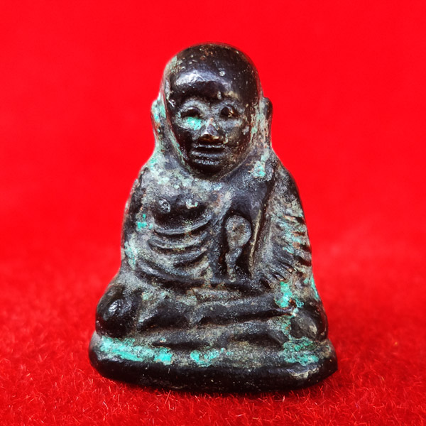 รูปหล่อหลวงพ่อเงิน บางคลาน รุ่นฟ้าคำรณ พิมพ์นิยม ปี 2534 สวยมาก มีโค้ดเช่าเก็บไว้อนาคตไกลหายาก