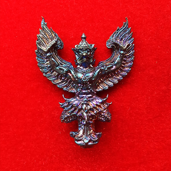 1 ชุดได้ 2 อย่าง พญาครุฑ รุ่นแรก มาคู่กับผ้ายันต์พญาครุฑ  พ่อท่านเขียว วัดห้วยเงาะ สวยมากๆ