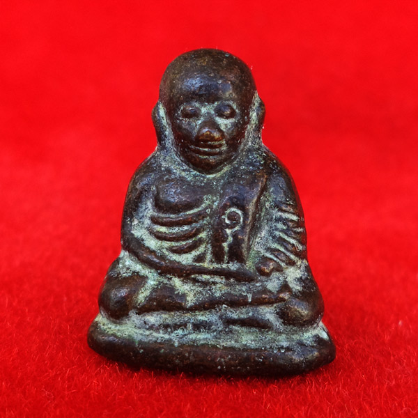 รูปหล่อหลวงพ่อเงิน บางคลาน รุ่นฟ้าคำรณ พิมพ์นิยม ปี 2534 สวยมาก มีโค้ดเช่าเก็บไว้อนาคตไกลหายาก