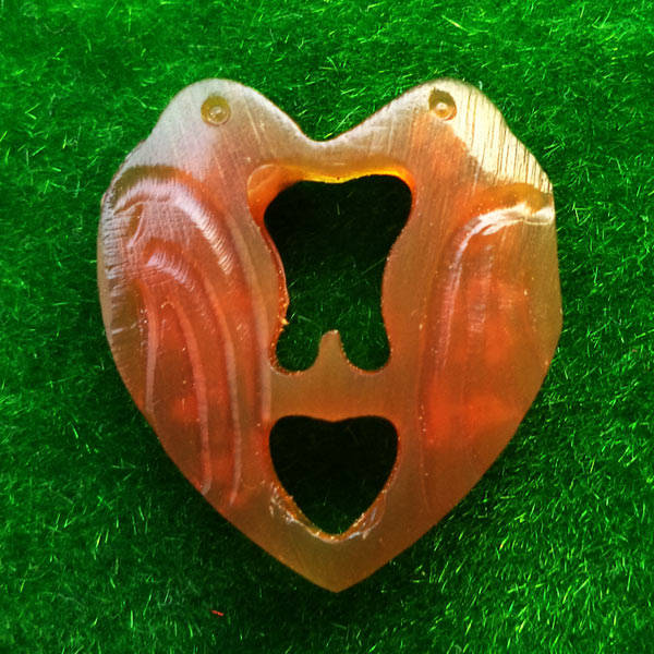 สาริกาแกะจากเขาควายเผือก สีน้ำผึ้ง หลวงพ่อสิน วัดละหารใหญ่ ทายาทหลวงปู่ทิม จารชัด มีเทียนชัย หายาก