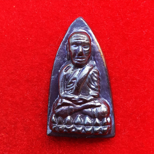 หลวงปู๋ทวด เตารีดใหญ่ เนื้อนวโลหะแก่ทอง 9 นะ+โค้ดกรรมการ รุ่นแรก วัดในหาน ปี 2536 พร้อมกล่อง