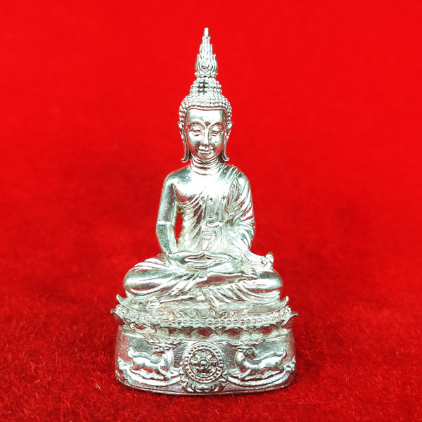 พระกริ่งนฤมิตโชค เนื้อนวโลหะแก่เงิน หลวงพ่อจรัญ วัดอัมพวัน ปี 2554 สวยน่าบูชามาก