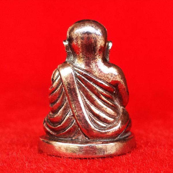 รูปหล่อหลวงพ่อเงิน บางคลาน พิมพ์นิยม เนื้อนวโลหะ รุ่นมงคลมหาลาภ 51 เลข 1006 สวยมาก หายากแล้ว 1