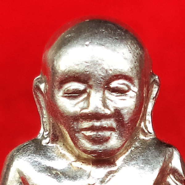 รูปหล่อปั๊มหลวงพ่อเงิน บางคลาน พิมพ์ 15 นับแบงก์ รุ่น 55 มหาบารมี 85 พรรษา เนื้ออัลปาก้า ปี 55 1