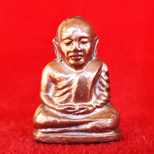 รูปเหมือนปั๊มหลวงพ่อเงิน วัดบางคลาน รุ่นน้ำท่วม พิมพ์มือมีจุด ย้อนยุคปี 15 เนื้อนวโลหะ สุดสวย