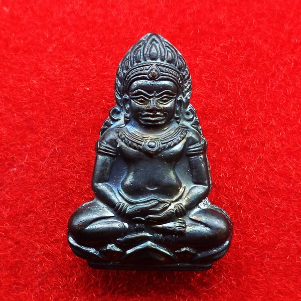 พระเทริดขนนก ค่ายอดิศร สระบุรี พิธีเดียวกับพระกริ่งตากสิน พิธีสุดเข้มขลัง ปี 2514 องค์นี้สวยมาก