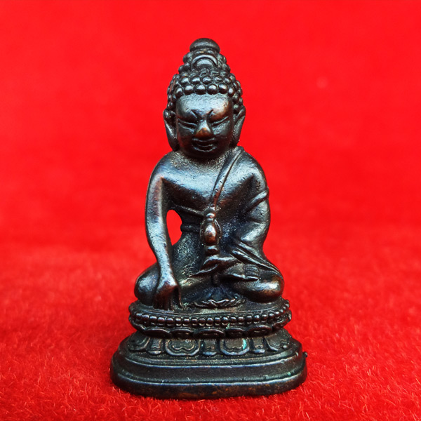 ของแท้ต้องแบบนี้ พระกริ่ง 72 พรรษา รัชกาลที่ 9 พระพุทธนวมมหาราชายุจฉับปริวัตนมงคล สุดสวย 2