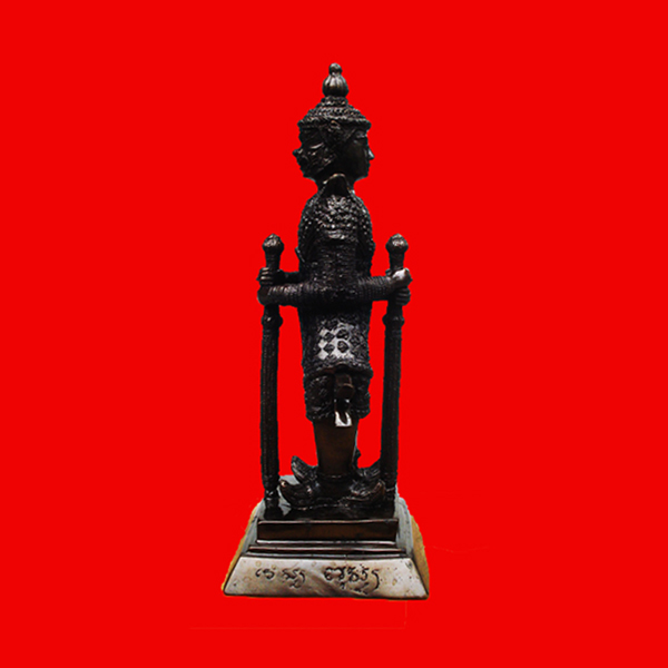 พระบูชาท้าวเวสสุวรรณ(ท้าวเวสสุวัณ) พิมพ์ 2 หน้า รุ่นธนบดี 2 ขนาด 12 นิ้ว วัดสุทัศนฯ ปี 2552 3