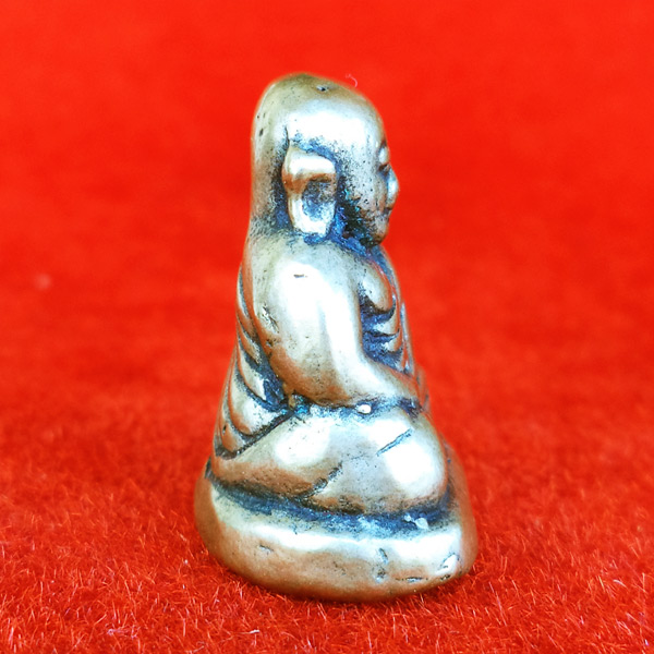 รูปหล่อหลวงพ่อเงิน บางคลาน พิมพ์ขี้ตา วัดทุ่งน้อย ยุคแรก ถอดพิมพ์จากหลวงพ่อเงินรุ่นแรก องค์ 28 2