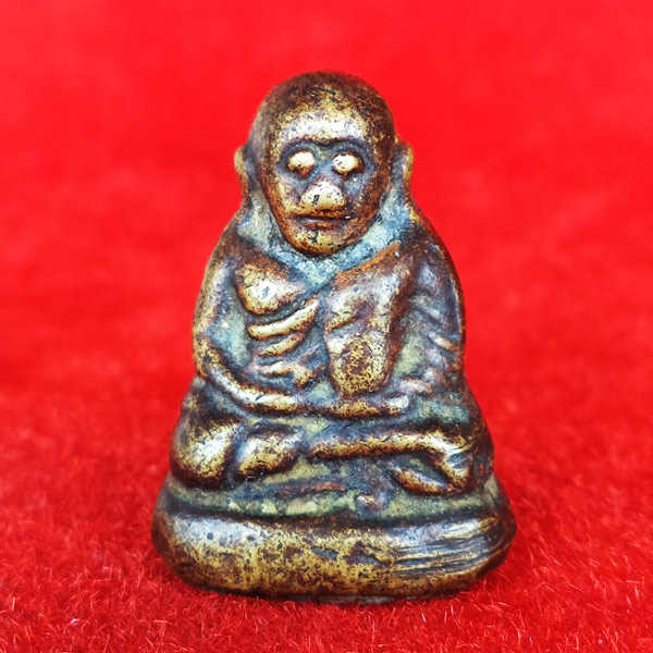 รูปหล่อหลวงพ่อเงิน บางคลาน พิมพ์ขี้ตา วัดทุ่งน้อย ยุคแรก ถอดพิมพ์จากหลวงพ่อเงินรุ่นแรก องค์ 28