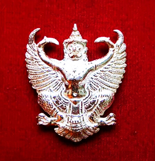 พญาครุฑ รุ่น เลื่อนสมณศักดิ์ เนื้อเงิน พระอาจารย์วราห์ ปุญญวโร วัดโพธิ์ทอง สุดขลัง สุดสวย หายาก