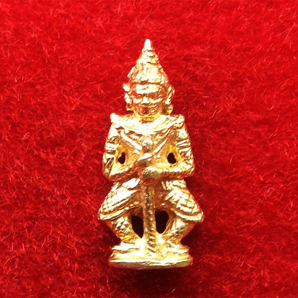 ท้าวเวสสุวรรณ(ท้าวเวสสุวัณ) รุ่นเสาร์ ๕ เนื้อทองทิพย์ องค์เล็ก พระเครื่อง วัดสุทัศนฯ ปี 2555