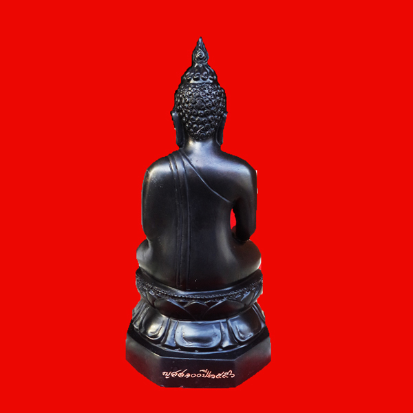 พระบูชาไพรีพินาศ  สมเด็จพระสังฆราช วัดบวรนิเวศ  ขนาดหน้าตักกว้าง 5 นิ้ว วัตถุมงคลที่ควรมีไว้บูชา 1