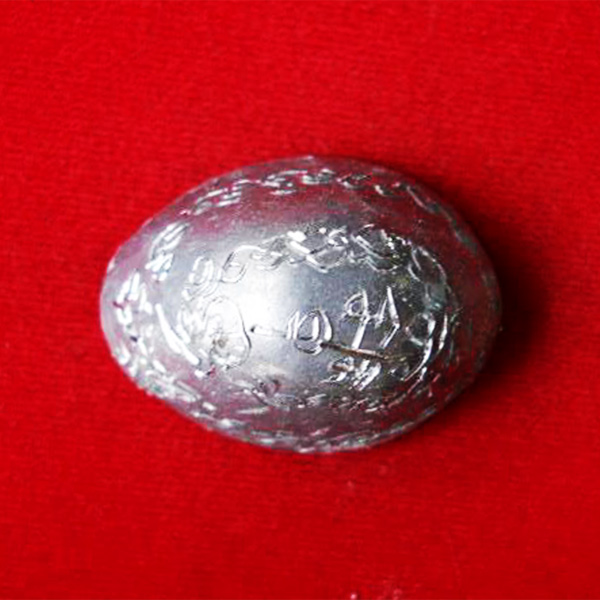 เบี้ยแก้ หลวงพ่อตี๋ วัดหูช้าง แบบตะกั่วเปลือย รอยจารเต็มชัดเจน ตำรับวัดนายโรง สุดยอด หายากแล้ว