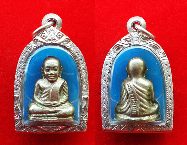 รูปเหมือนปั๊มหลวงพ่อเงิน บางคลาน ปี 15 วัดมูลเหล็ก พิมพ์มือนับแบ็งค์ พิธี 15 บางคลาน สวยมาก 3