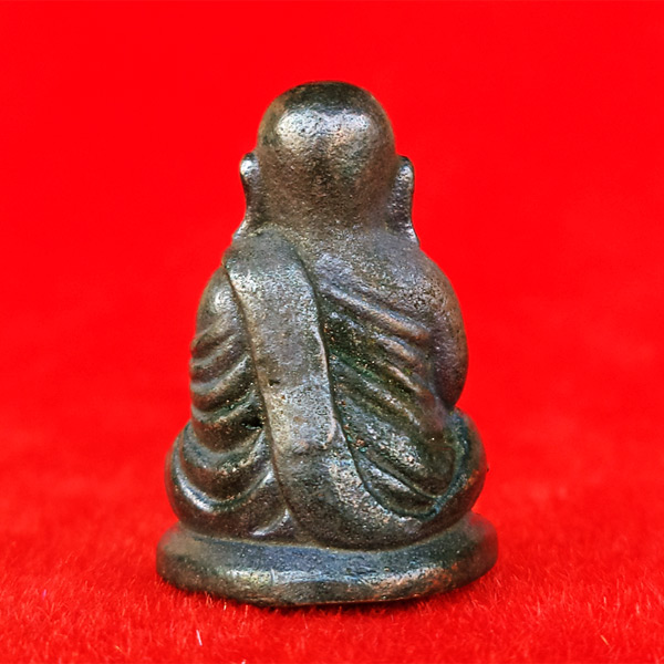 รูปหล่อหลวงพ่อเงิน บางคลาน รุ่นปาฏิหารย์ พิมพ์นิยมหล่อโบราณ เนื้อมหาชนวน ปี 2558 พิธีใหญ่ 1