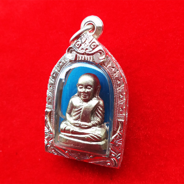 รูปหล่อปั๊มหลวงพ่อเงิน บางคลาน พิมพ์ 15 นับแบงก์ รุ่น 55 มหาบารมี 85 พรรษา เนื้ออัลปาก้า ตลับเงิน