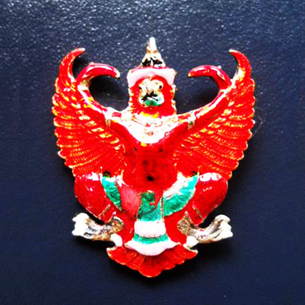 พญาครุฑ รุ่น เลื่อนสมณศักดิ์ เนื้อเงินลงยา พระอาจารย์วราห์ ปุญญวโร วัดโพธิ์ทอง สุดขลัง สุดสวย หายาก